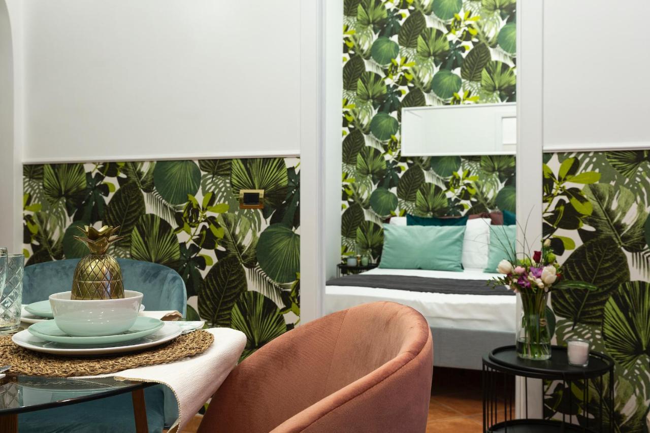 Monti Jungle Apartment - Urbana Rome Bagian luar foto